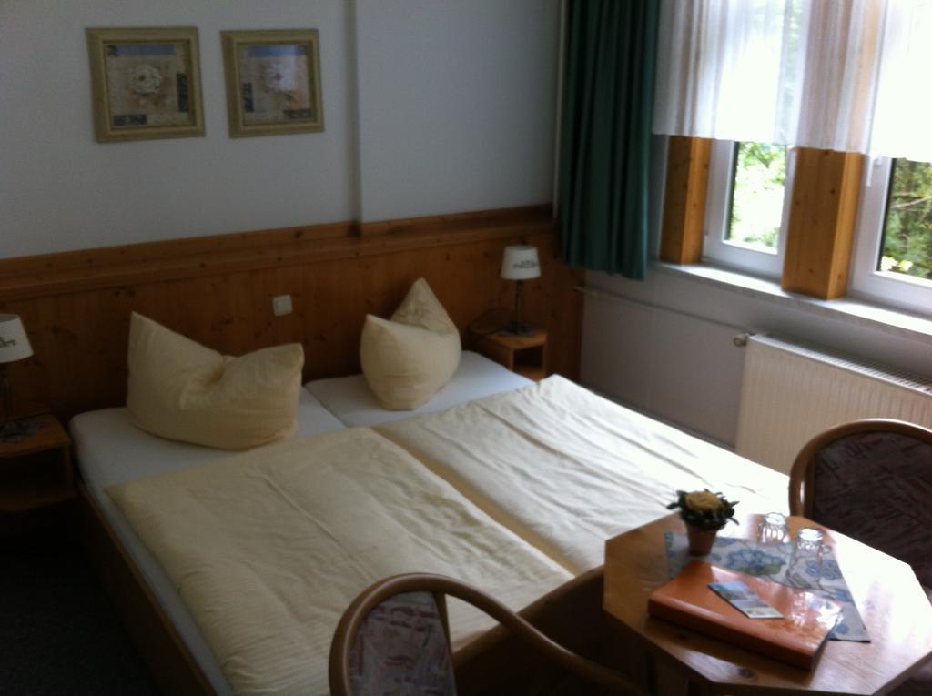 Pension Tannenrausch Friedrichroda Chambre photo